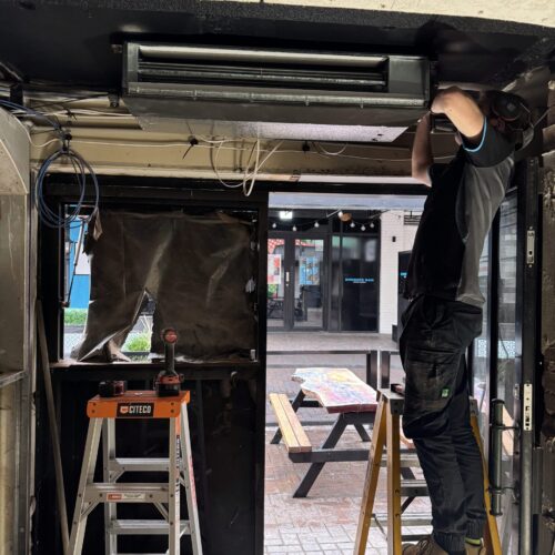 DE Air Conditioning Services - Installation